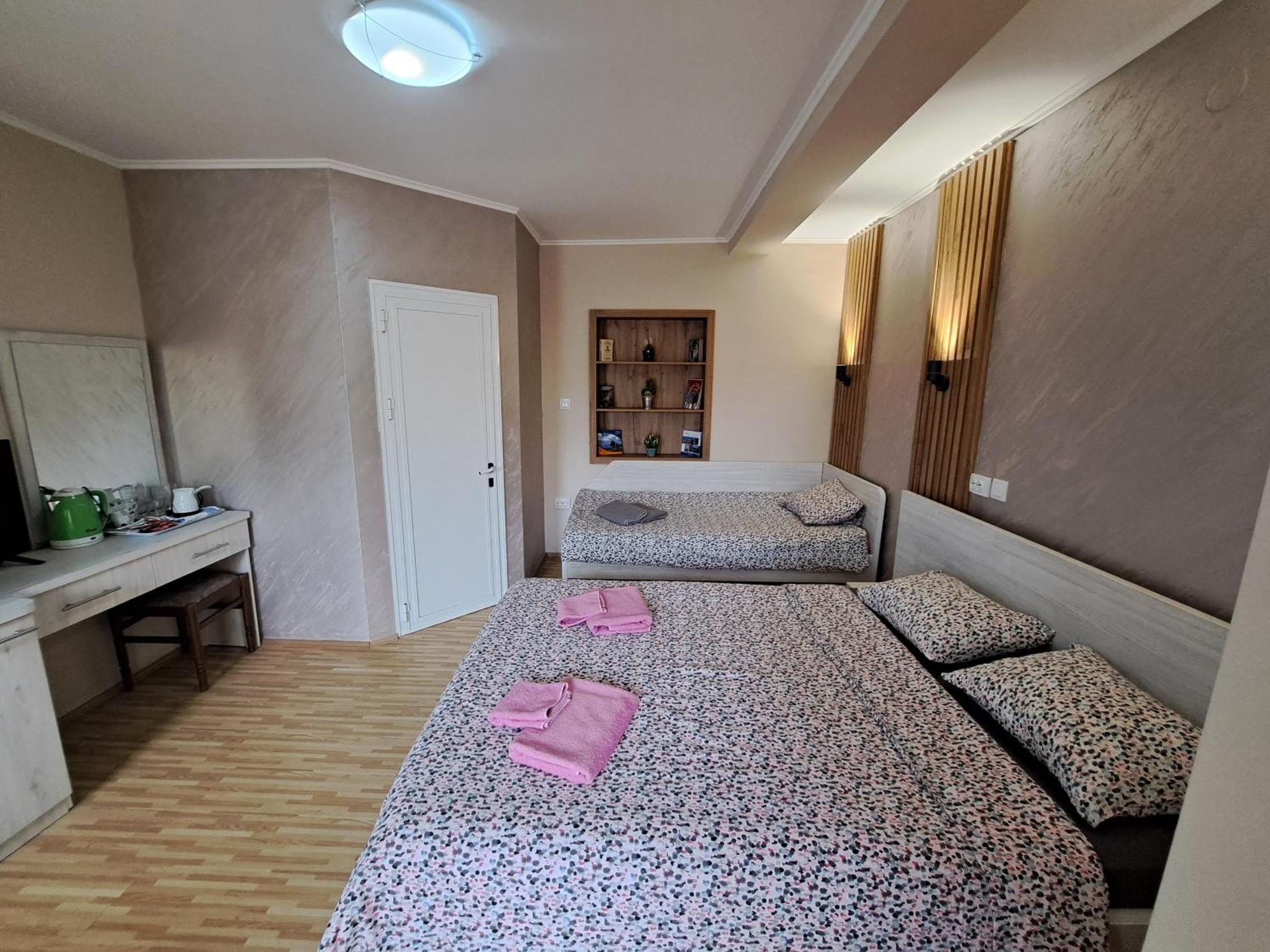 Villa Renessans Ochrid Pokoj fotografie