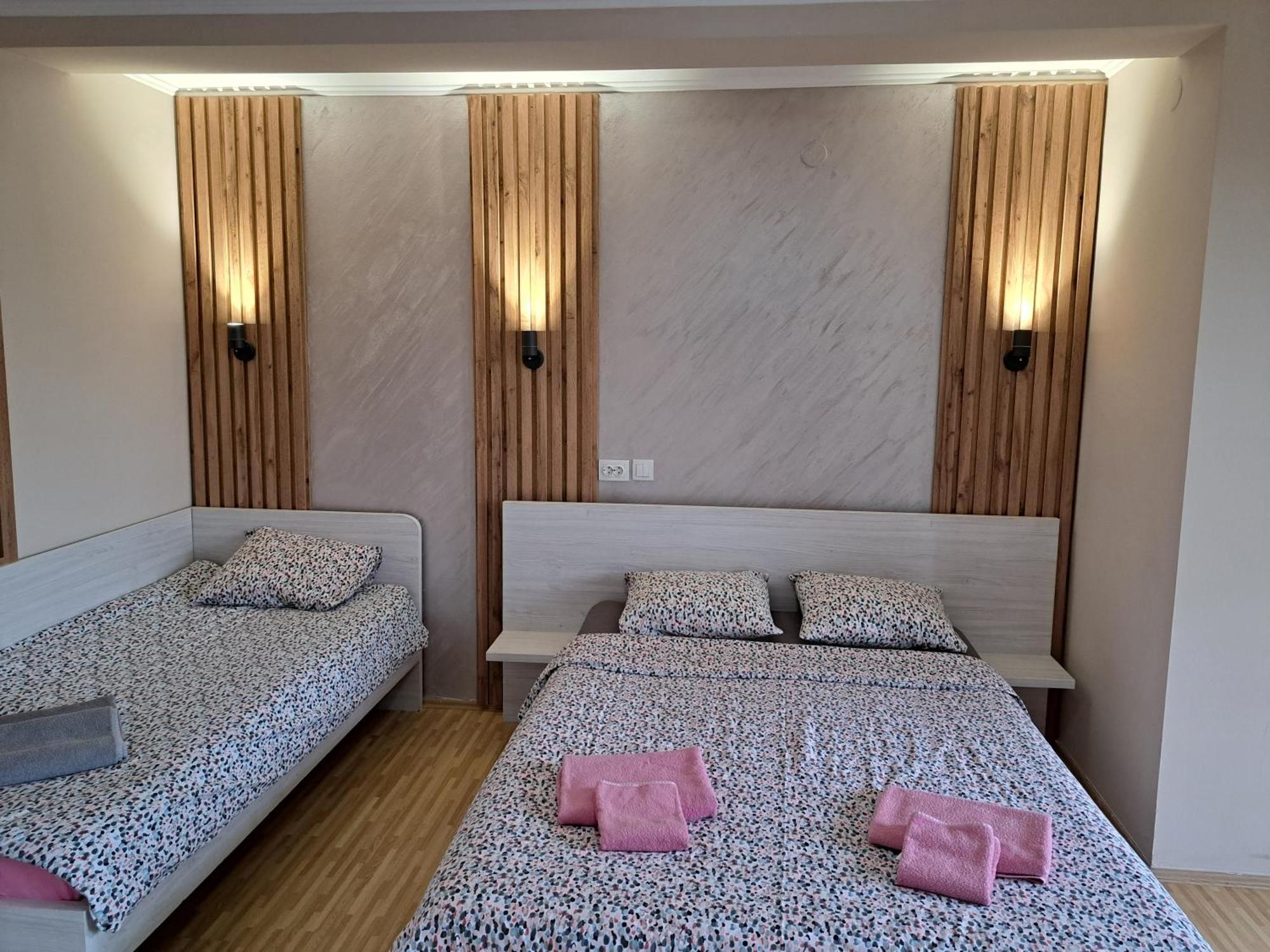 Villa Renessans Ochrid Pokoj fotografie
